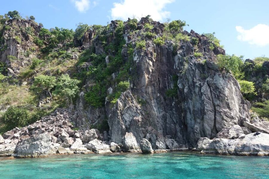 Basseterre: St. Kitts and Nevis Catamaran Tour with Lunch - Snorkeling at a secluded cove