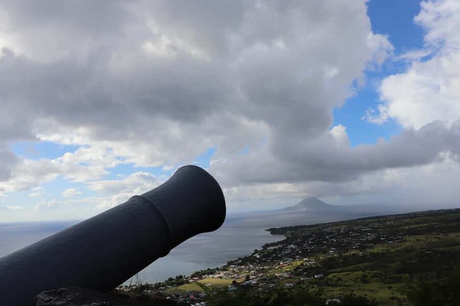 Basseterre: St. Kitts Highlights Driving Tour - A fast introduction to St. Kitts from Basseterre
