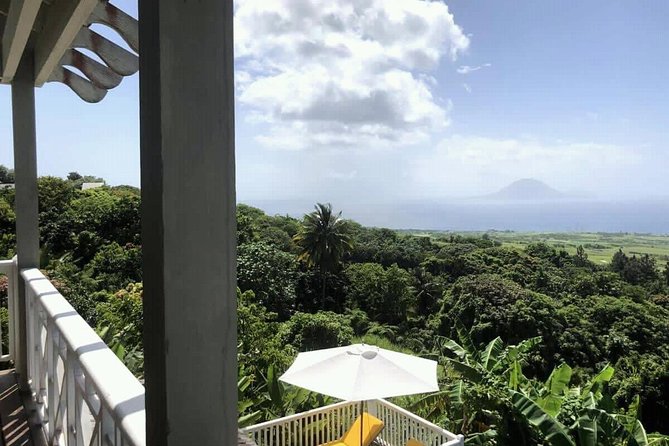 Best of St. Kitts Highlight Tour and Beach - Romney Manor and the batik shop