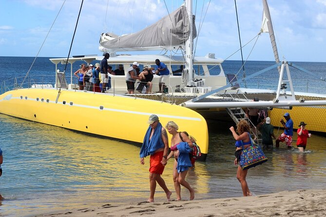 Leisure Full Day Catamaran (Blue, Aqua or LIC) - Practical details that can shape your day