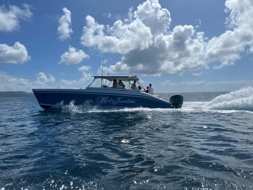 PRIVATE POWER CATAMARAN - Key points at a glance