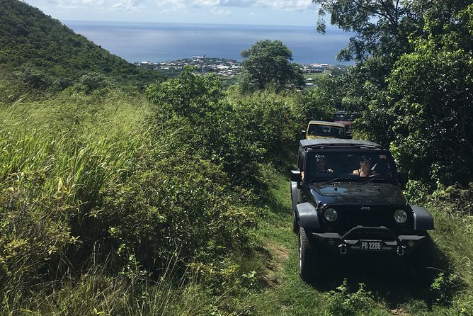 Self Drive 4x4 Off Road Jeep Wrangler & Beach Chill - Starting out with a Wrangler and a guide