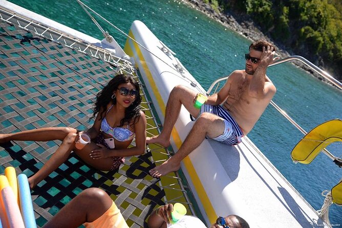 Snorkel Lunch & Lounge: Bluewater or Snorkel and Lunch: Leeward - Snorkeling at Shitten’s Bay