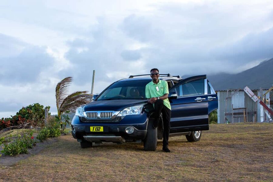 St. Kitts: Basseterre, Royal Highlight Tour - A broad first look at St. Kitts